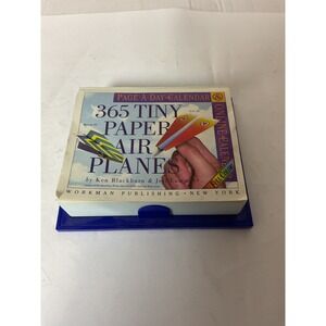 365 Tiny Paper Airplanes Page‎ a Day Calendar 2005 Full Color Workman Publishing